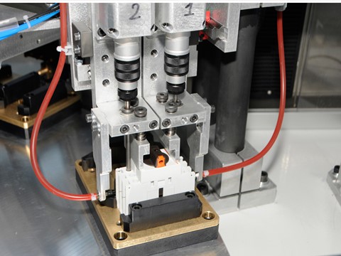 10-station rotary table machine for switch disconnection test
